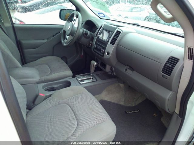 1N6DD0ER4HN767018 Nissan Frontier Sv V6