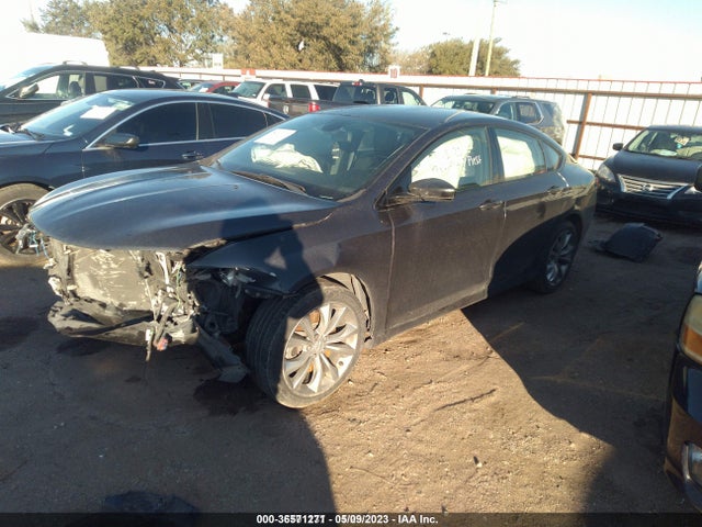 Chrysler 200 S 2016 1C3CCCBG2GN182351 Image 2
