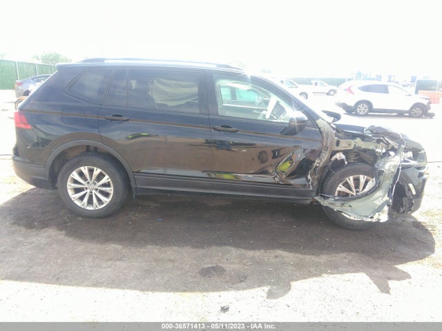 3VV1B7AX1KM103125 Volkswagen TIGUAN S