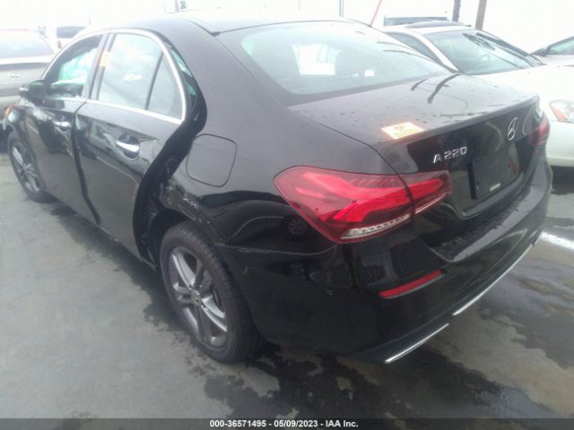 W1K3G4EB4LW043743 Mercedes-Benz A-class A 220