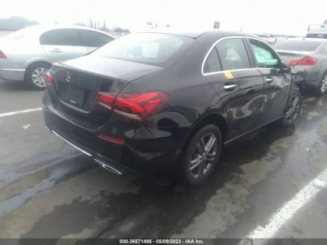 W1K3G4EB4LW043743 Mercedes-Benz A-class A 220