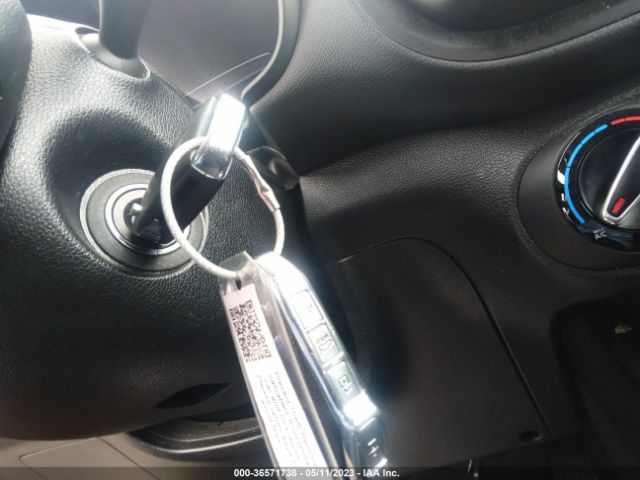 KNDJ23AU7M7747688 KIA SOUL S