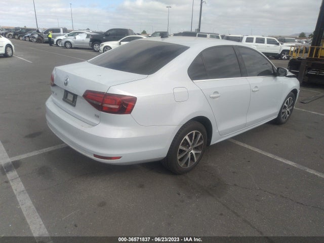 3VWDB7AJ7HM358990 Volkswagen Jetta 1.4t Se