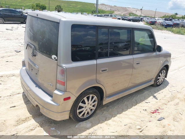 2005 SCION XB VIN: JTLKT324550201096
