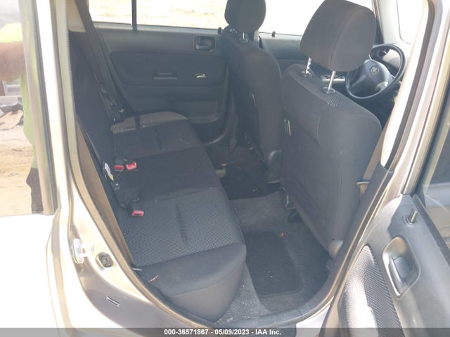 2005 SCION XB VIN: JTLKT324550201096