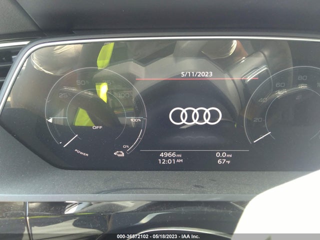 2022 Audi e-tron, VIN: WA1AAAGE2NB043043