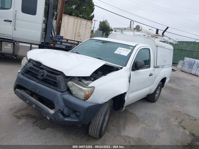 Toyota TACOMA 2014 5TFNX4CN4EX034375 Image 2