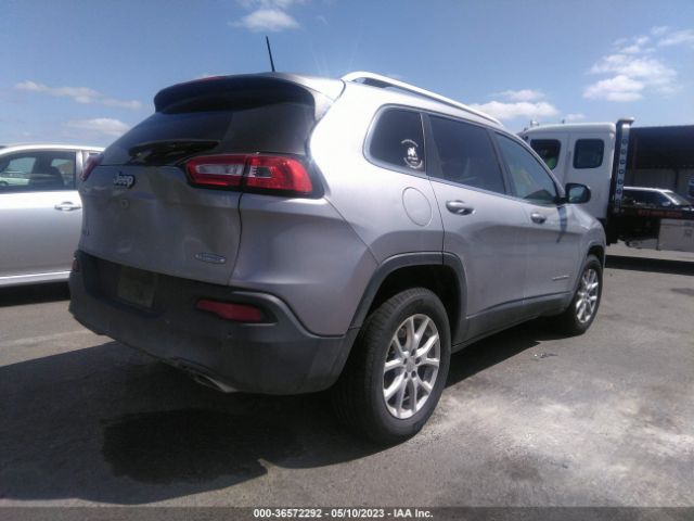 1C4PJMCSXGW322457 Jeep Cherokee Latitude