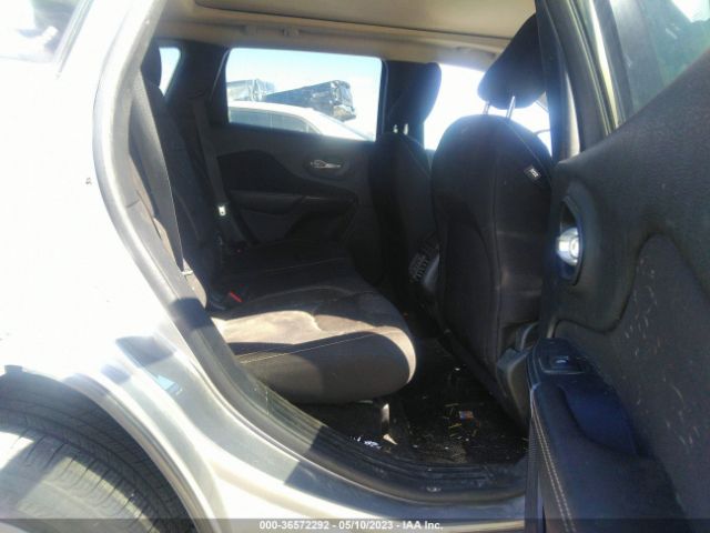 1C4PJMCSXGW322457 Jeep Cherokee Latitude