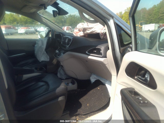 2C4RC1BG1KR549679 Chrysler Pacifica Touring L