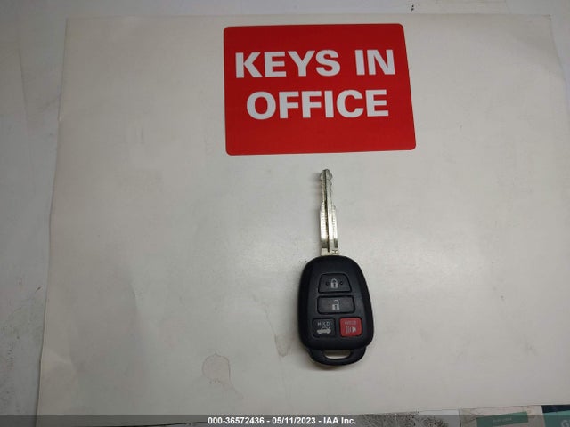 2018 TOYOTA COROLLA L/LE/XLE/SE/XSE VIN: 2T1BURHE6JC059711