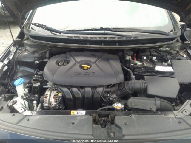 KNAFK5A87H5695885 KIA Forte5 Lx