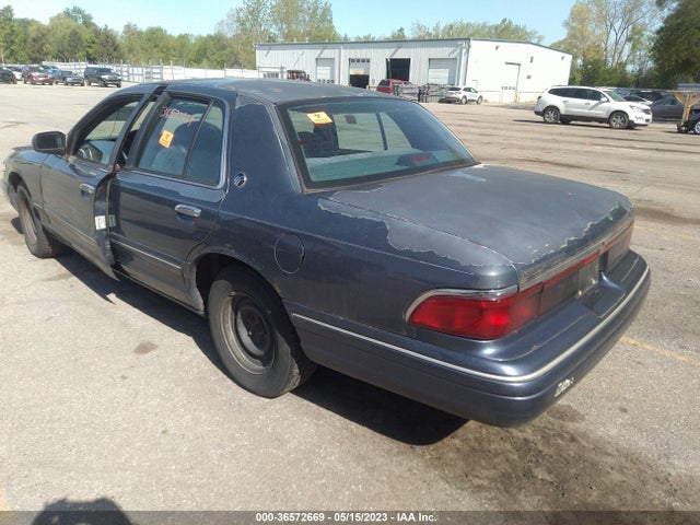 1996 MERCURY GRAND MARQUIS GS VIN: 2MELM74W1TX684781