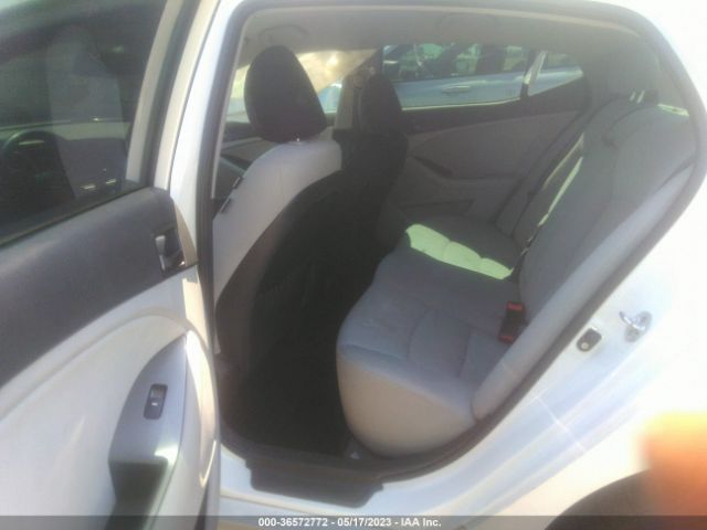 KNAGM4A76F5650319 KIA Optima Lx