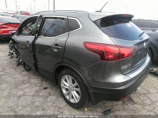 JN1BJ1CP2JW186467 Nissan Rogue Sport Sv