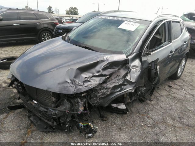 JN1BJ1CP2JW186467 Nissan Rogue Sport Sv