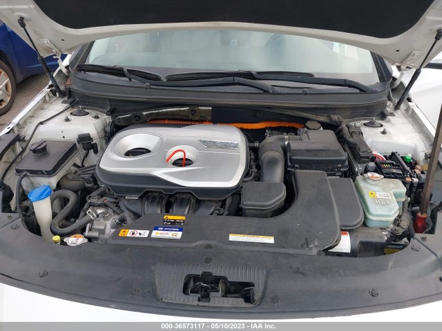 Hyundai Sonata Hybrid Se 2016 KMHE24L16GA040286 Image 11