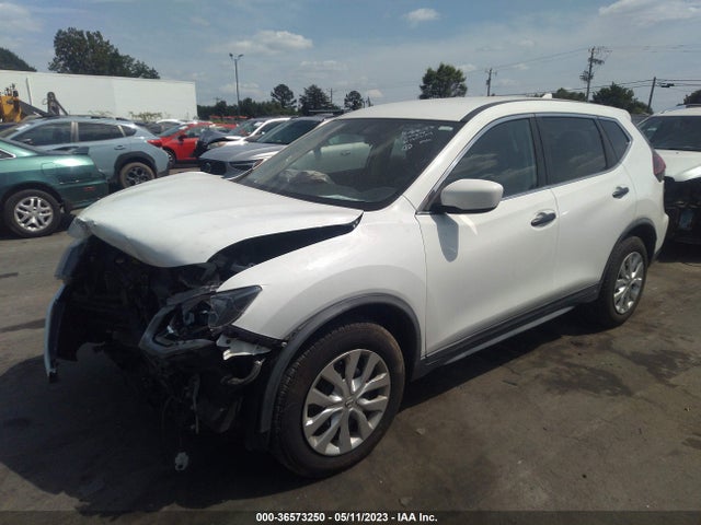Nissan ROGUE S 2018 KNMAT2MTXJP528200 Image 2