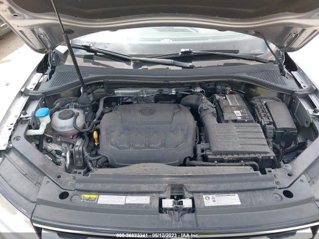 3VV2B7AX4LM083894 Volkswagen Tiguan Se/sel/se R-line Black