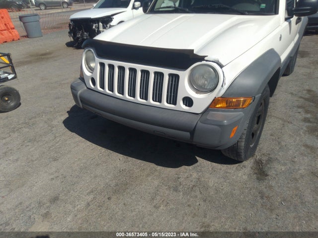 2005 JEEP LIBERTY SPORT VIN: 1J4GL48K55W604676