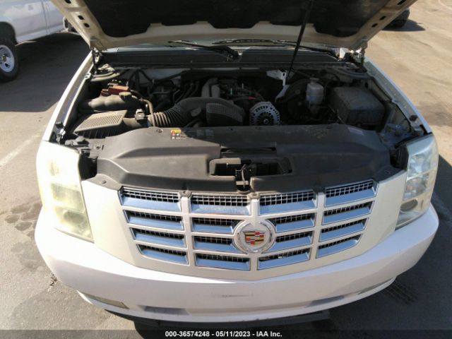 2011 CADILLAC ESCALADE 1GYS4AEF2BR325161 Photo 9