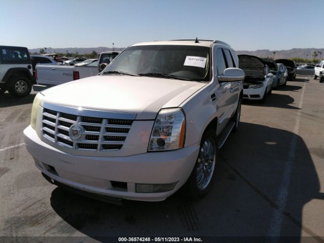 2011 CADILLAC ESCALADE 1GYS4AEF2BR325161 Photo 1