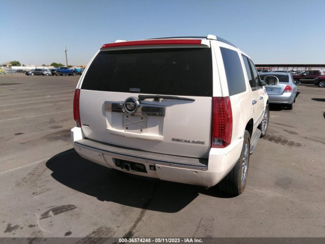 2011 CADILLAC ESCALADE 1GYS4AEF2BR325161 Photo 3