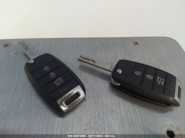 5XXGT4L31JG257297 KIA Optima S