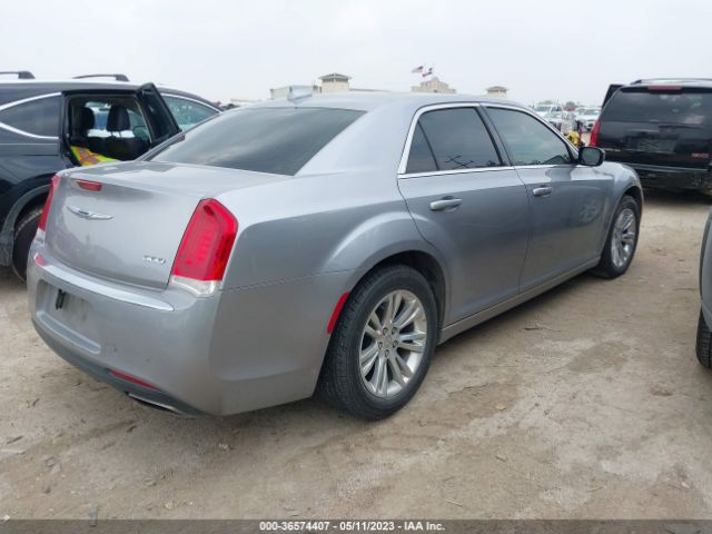 2C3CCAAG1JH117593 Chrysler 300 Touring L