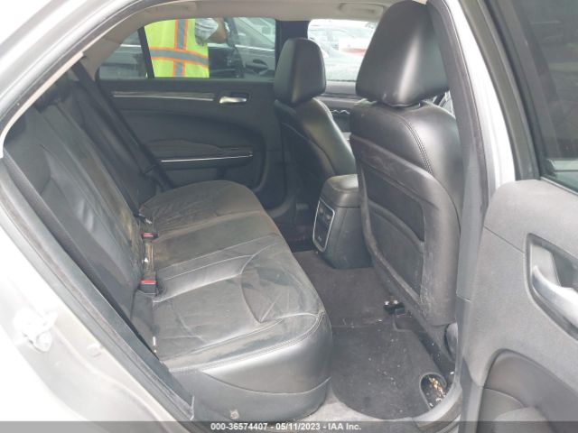 2C3CCAAG1JH117593 Chrysler 300 Touring L