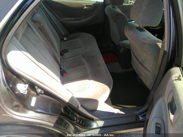2000 HONDA ACCORD SDN LX VIN: 1HGCG6553YA130071