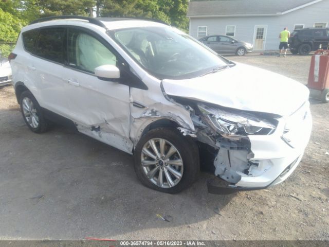 1FMCU9HDXKUB23521 Ford ESCAPE SEL