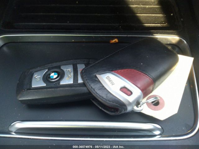 WBA8A3C56GK689059 BMW 3 Series 320i Xdrive
