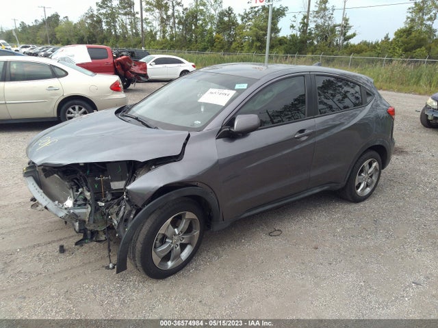 Honda HR-V LX 2017 3CZRU5H35HM717133 Image 2