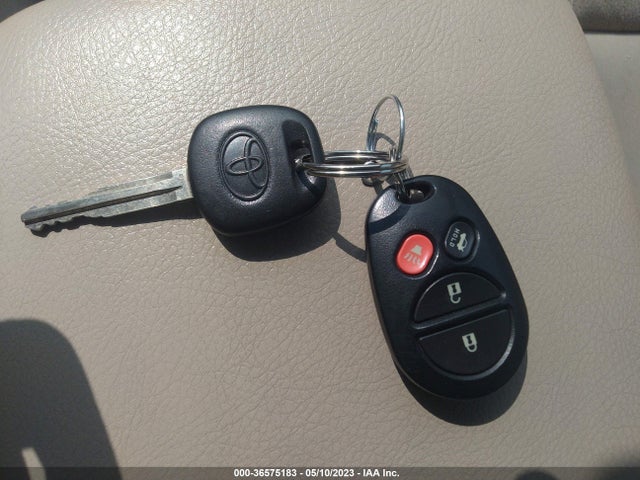 2006 TOYOTA AVALON XL/TOURING/XLS/LIMITED VIN: 4T1BK36B06U117698