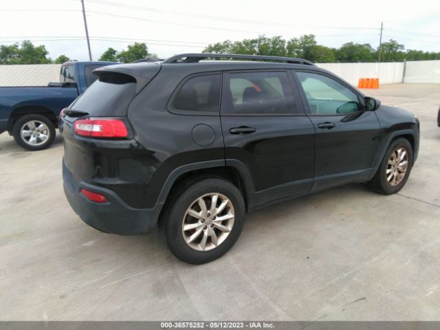 1C4PJMCS4GW121914 Jeep Cherokee Altitude