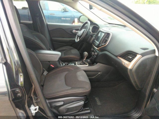 1C4PJMCS4GW121914 Jeep Cherokee Altitude