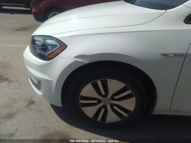 2017 Volkswagen Golf, VIN: WVWPR7AU9HW950252