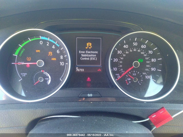 2017 Volkswagen Golf, VIN: WVWPR7AU9HW950252