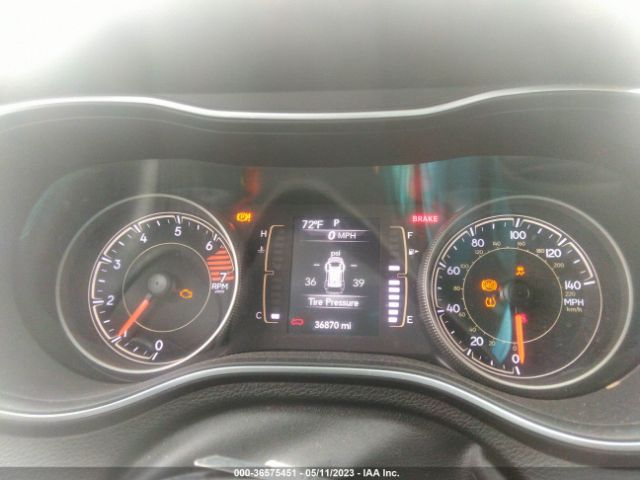 1C4PJLLB5KD373055 Jeep Cherokee Altitude