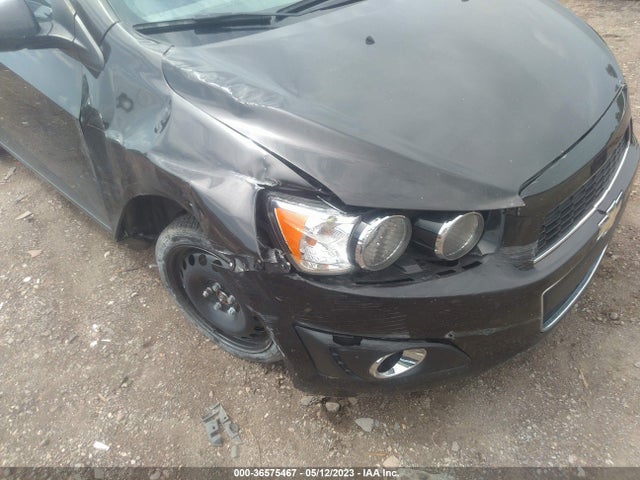 Chevrolet SONIC LT 2016 1G1JC5SH5G4173519 Image 7
