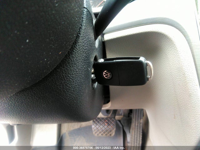 1VWBT7A35EC048551 Volkswagen Passat Se W/sunroof