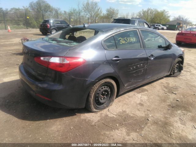 KNAFK4A67G5609112 KIA FORTE LX