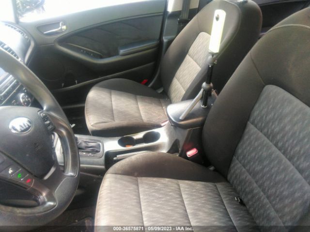 KNAFK4A67G5609112 KIA FORTE LX
