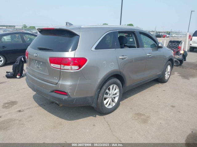 5XYPGDA52JG371961 KIA Sorento Lx V6