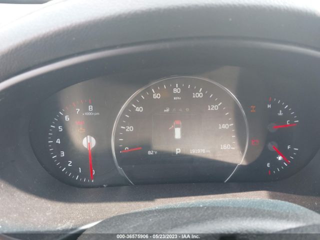 5XYPGDA52JG371961 KIA Sorento Lx V6