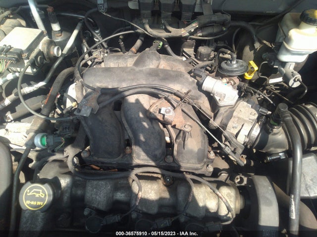2005 FORD ESCAPE LIMITED VIN: 1FMYU04125KA03323