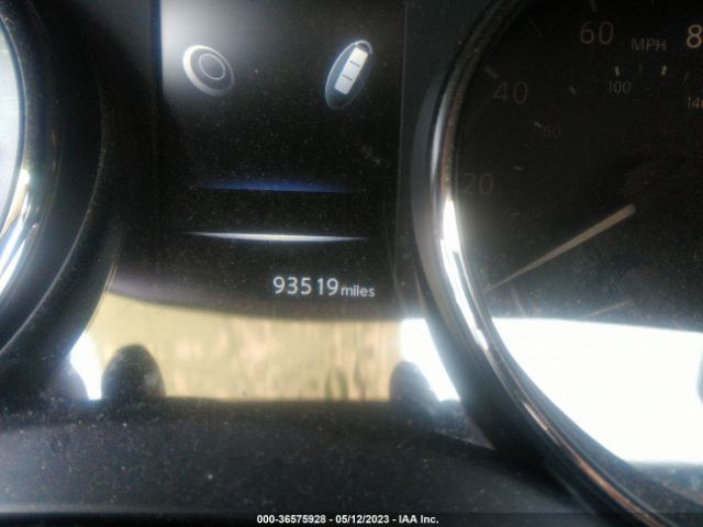 JN8AT2MT5HW133233 Nissan Rogue Sl