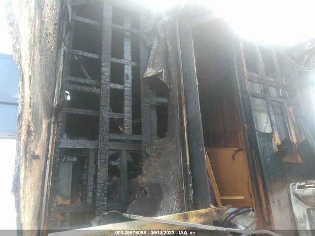 Freightliner Chassis Xc 2014 4UZFCUCY1ECFY7050 Image 13