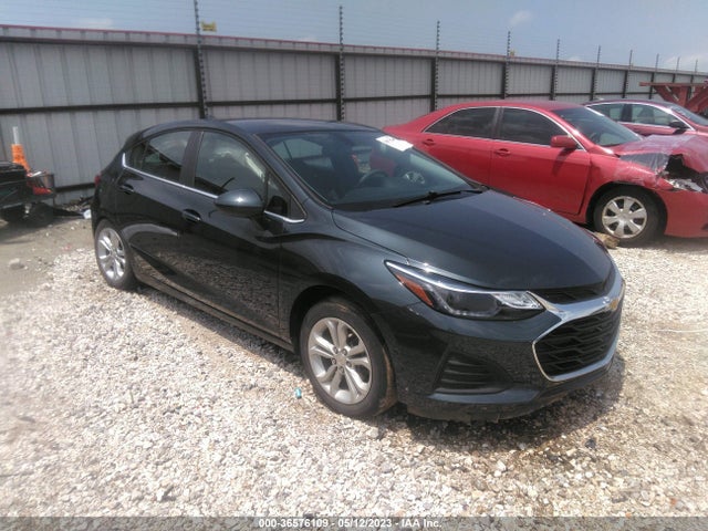 2019 3G1BE6SM8KS559880 main image